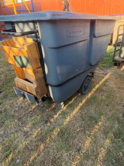 Rubbermaid 1314  Utility