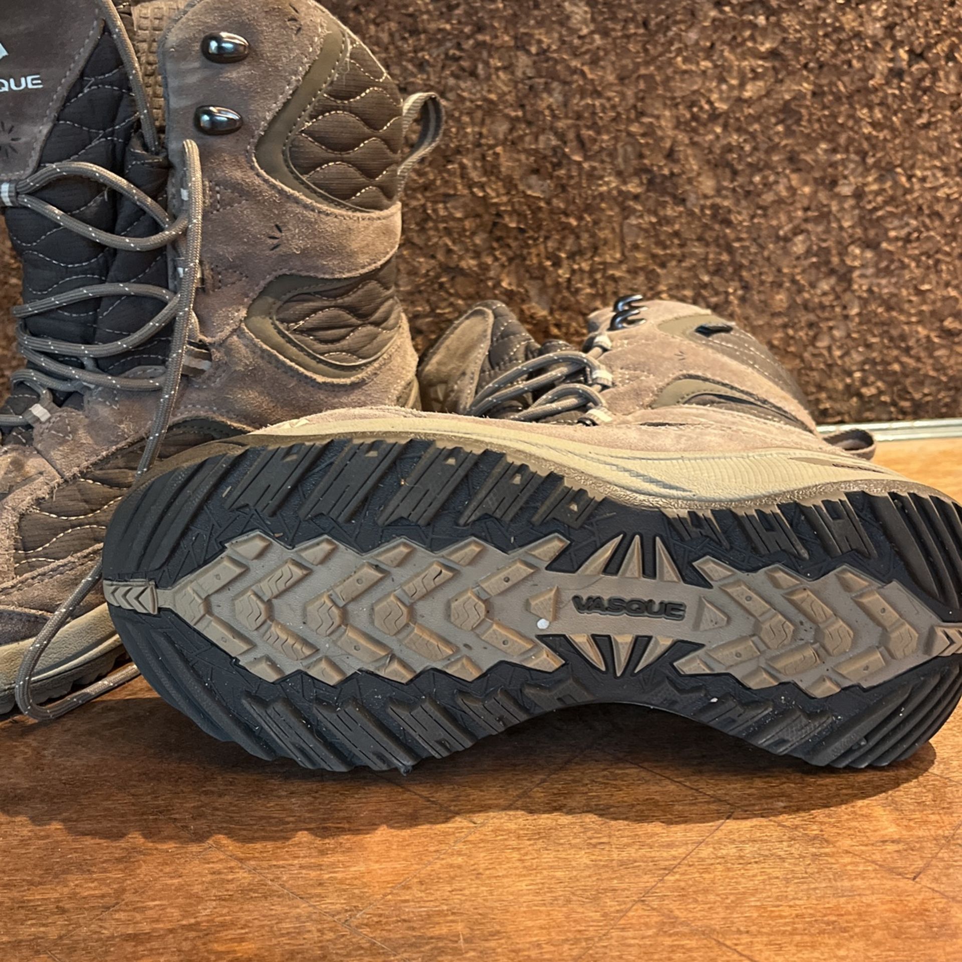Vasque Snow Boots 6.5W