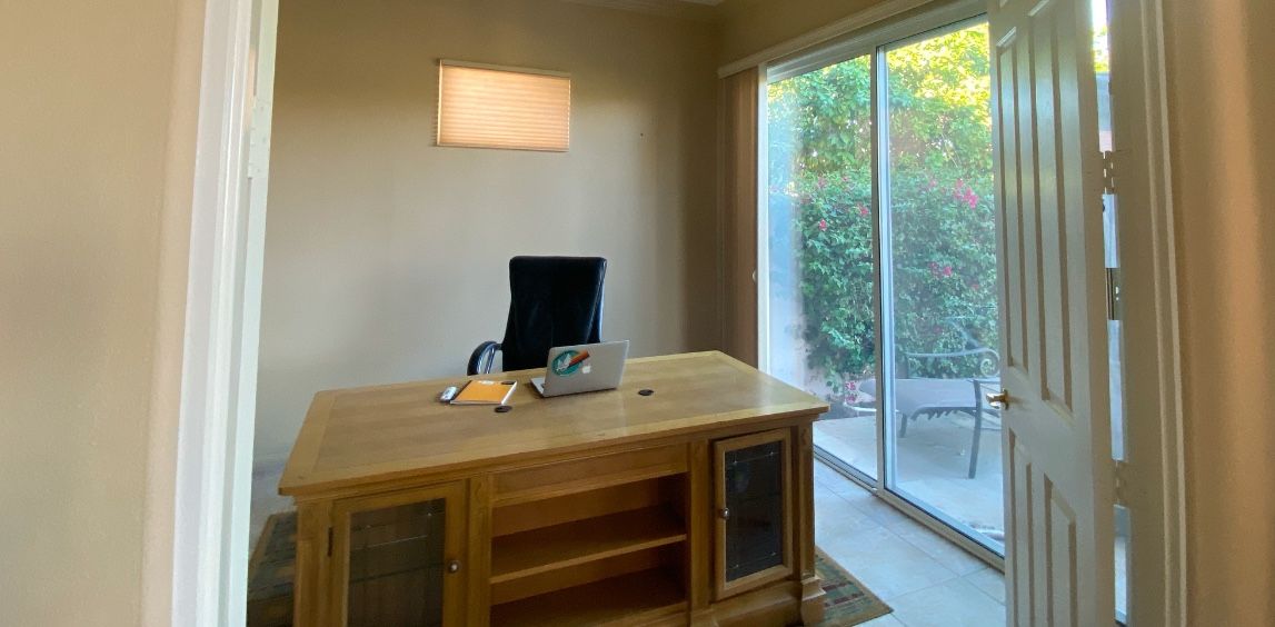 Solid Wood Desk Great Shape Pga West Office Room SALE