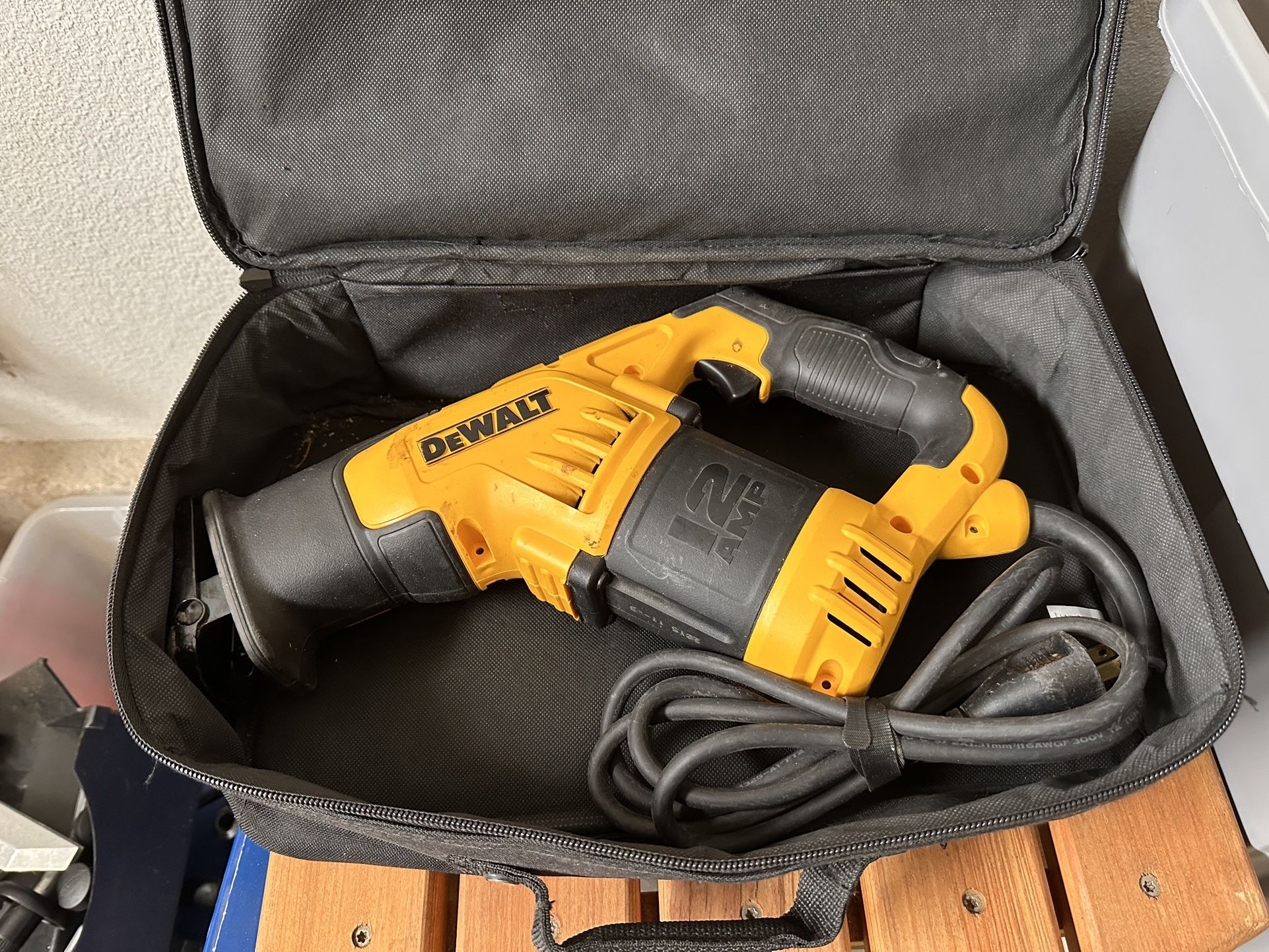 Dewalt Reciprocating Saw DWE 357