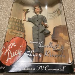 I Love Lucy Collectible Doll “Lucy Does a TV Commercial” Collector Edition Doll NEW