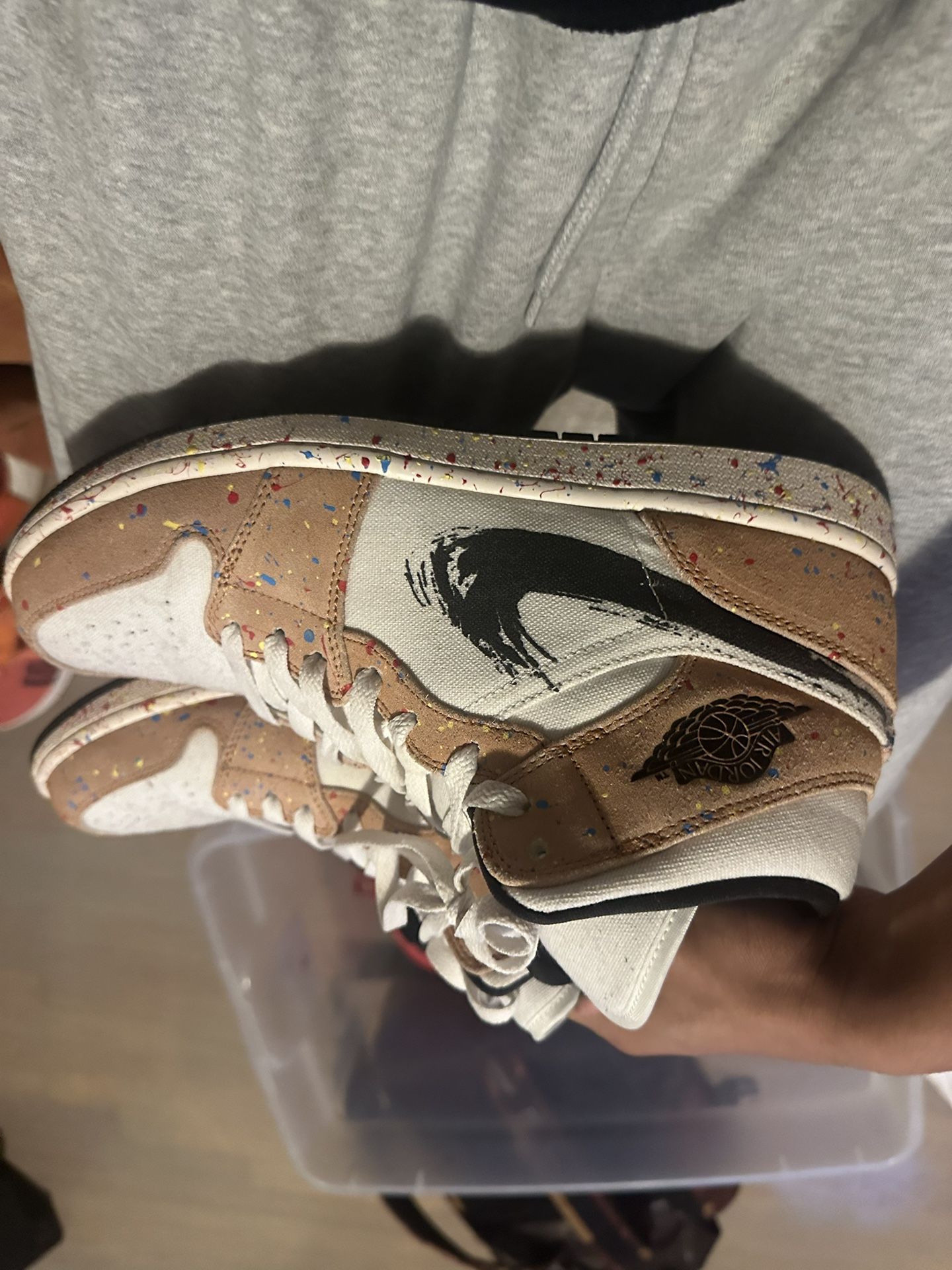 SHOES SOLD IN A BULK