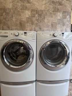 Whirlpool set electric laundry