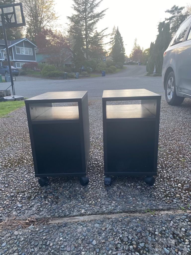 Black Desk Shelf With Wheel Set /Nightstand Set