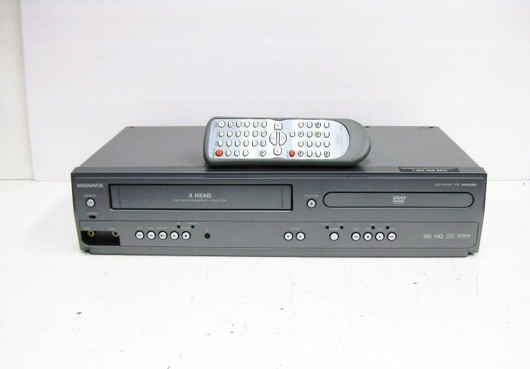 Magnavox MWD2206 Video Cassette Recorder VHS VCR / DVD Player Combo