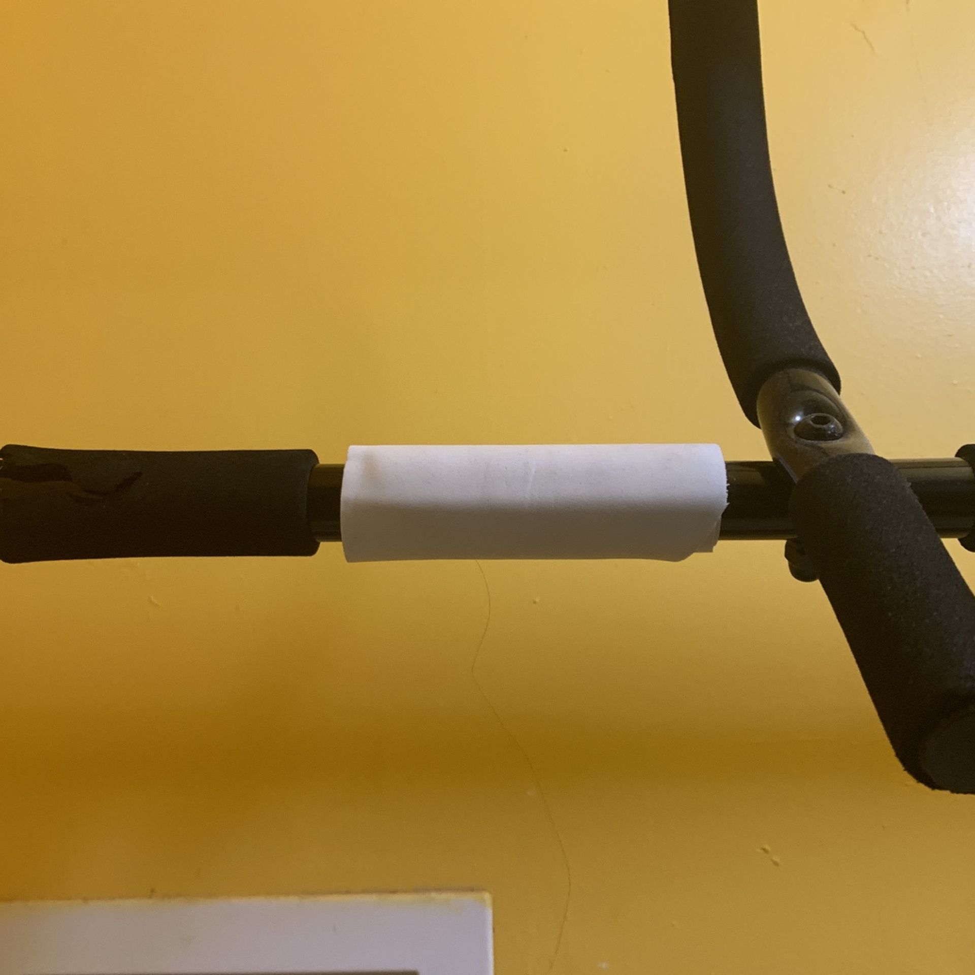 Pull Up Bar