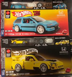 Hot Wheels Brick Shop Set
