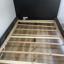 Queen Bed Frame Without The Wood Supporter