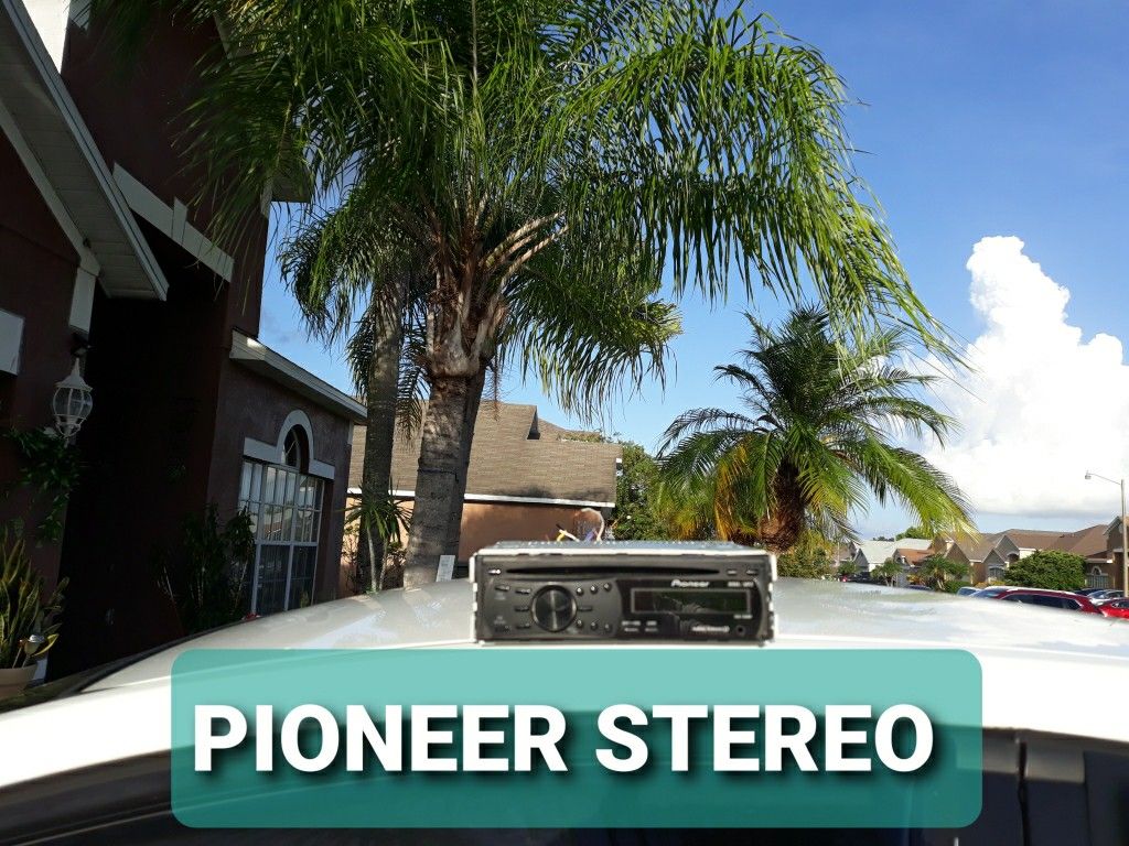 Car Stereo-Pioneer