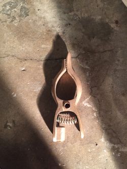 Ground clamp