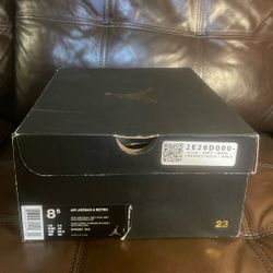 Jordan 8 Retro Cool Grey