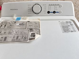 Insigniaâ„¢ - 3.7 Cu. Ft. High Efficiency 12-Cycle Top-Loading Washer - White