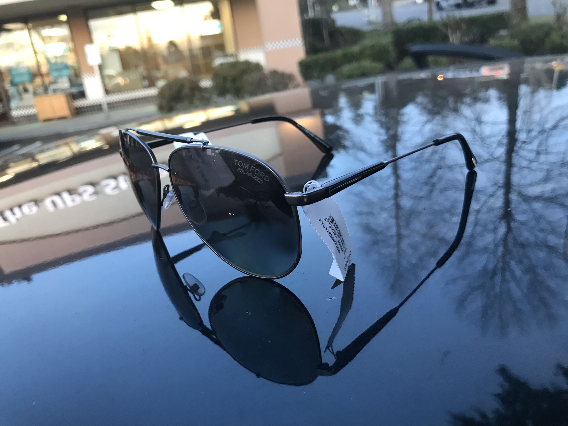 Brand new Tom fords. 455$ sunglasses