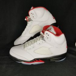 Nike Air Jordan 5 V Retro Fire Red Silver Tongue (2020)  Sz 10.5