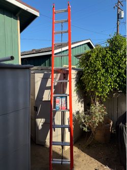 Ladder 24 feet fiberglass