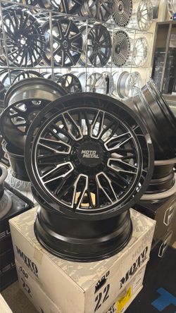 BRAND NEW MOTO METAL WHEELS 22x10 ! 🔥 IN STOCK
