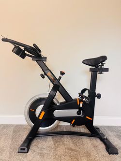 Stationary Exercise Bike – Fully Assembled – Excellent Condition