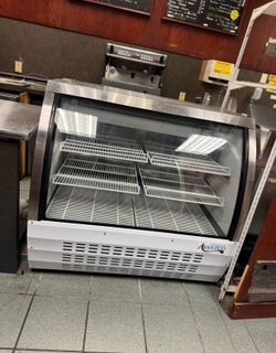 Curbed Display Fridge