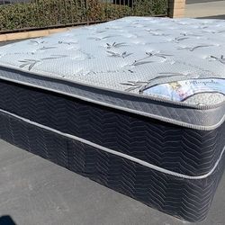 Queen Orthopedic Bamboo Pillow Top!•••