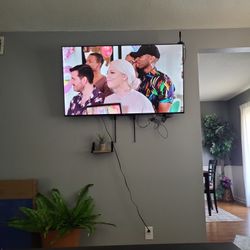 TCL 55" TV 