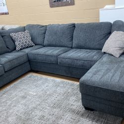 Sectional  Today And Tomorrow SPECIAL !!!