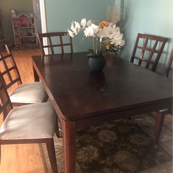 Table  With 6 Chairs 