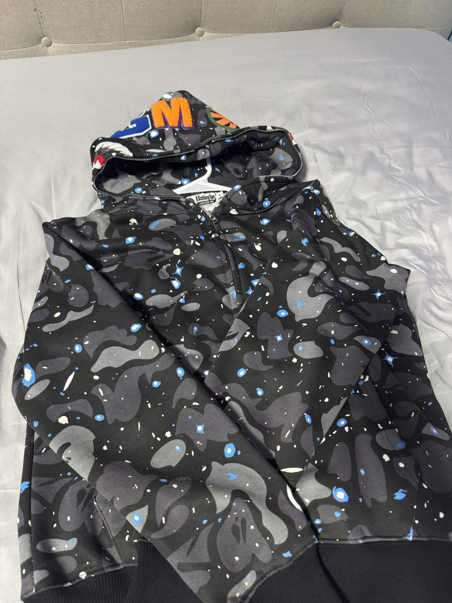 Men’s Bape zip up