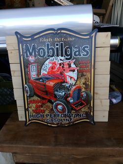 Mobilgas Metal Sign 14"x18"