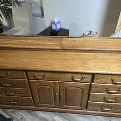 Free Wood Dresser With Mirror 