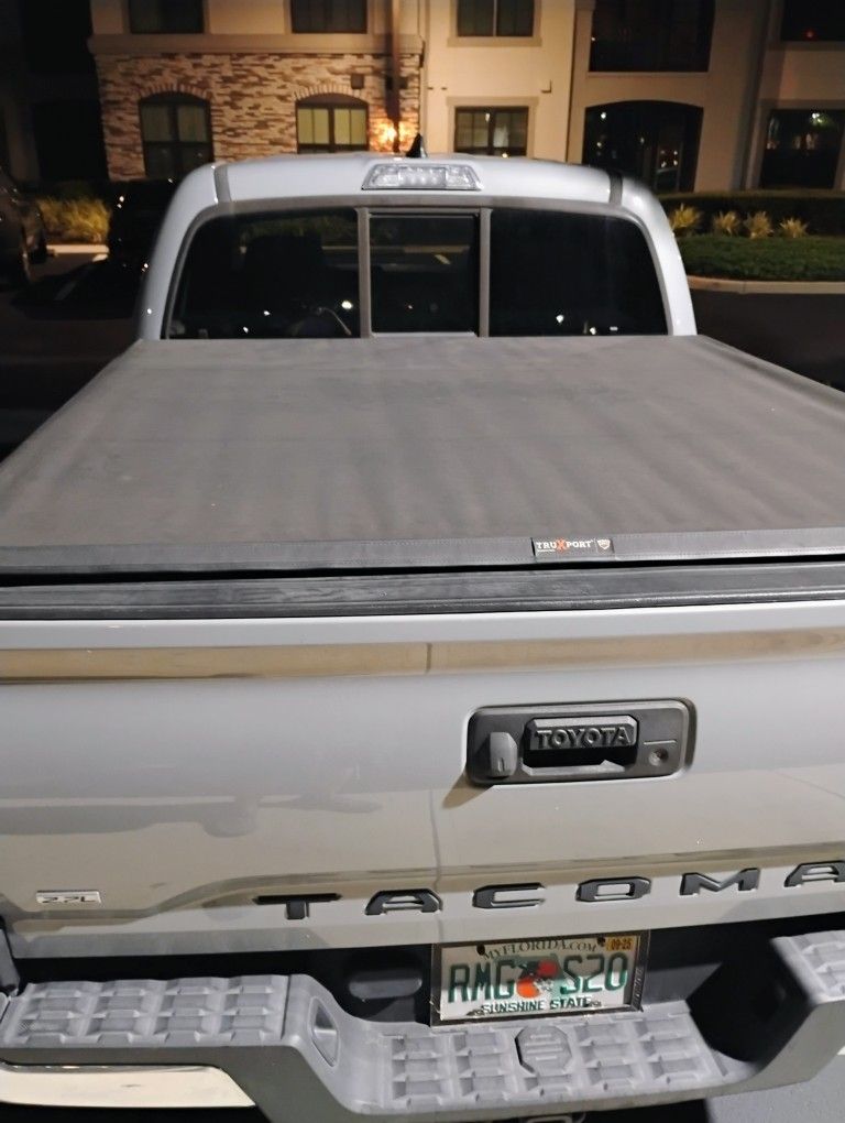 Soft Tonneau Cover For Toyota Tacoma
