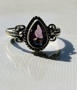 Vintage Amethyst Stone Genuine Silver 925 Ring 