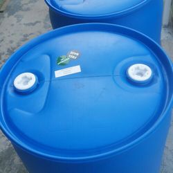 55 Gallon Plastic Drums Close Top $20 Each