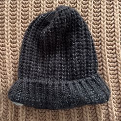 Lot Of Beanie And Shawl Scarf Beige and Gray Knitted, size 60x60