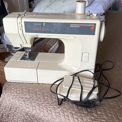 Máquina De Coser Marca Kenmore
