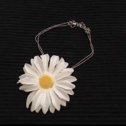 Silver chain anklet w white flower