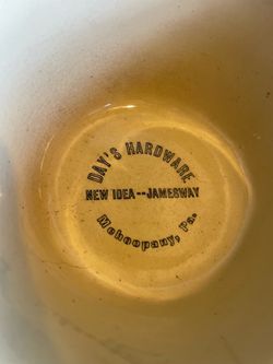 Watt Pottery Advertising.