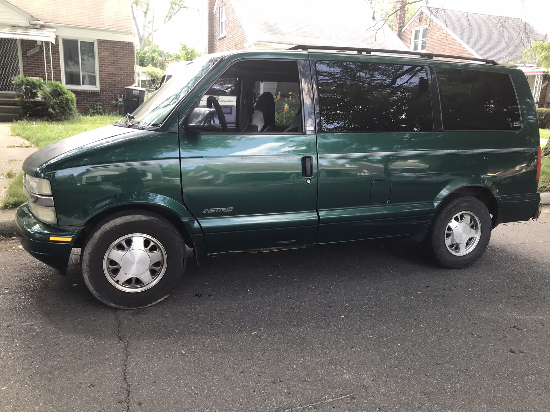 1998 Chevy Astro Van