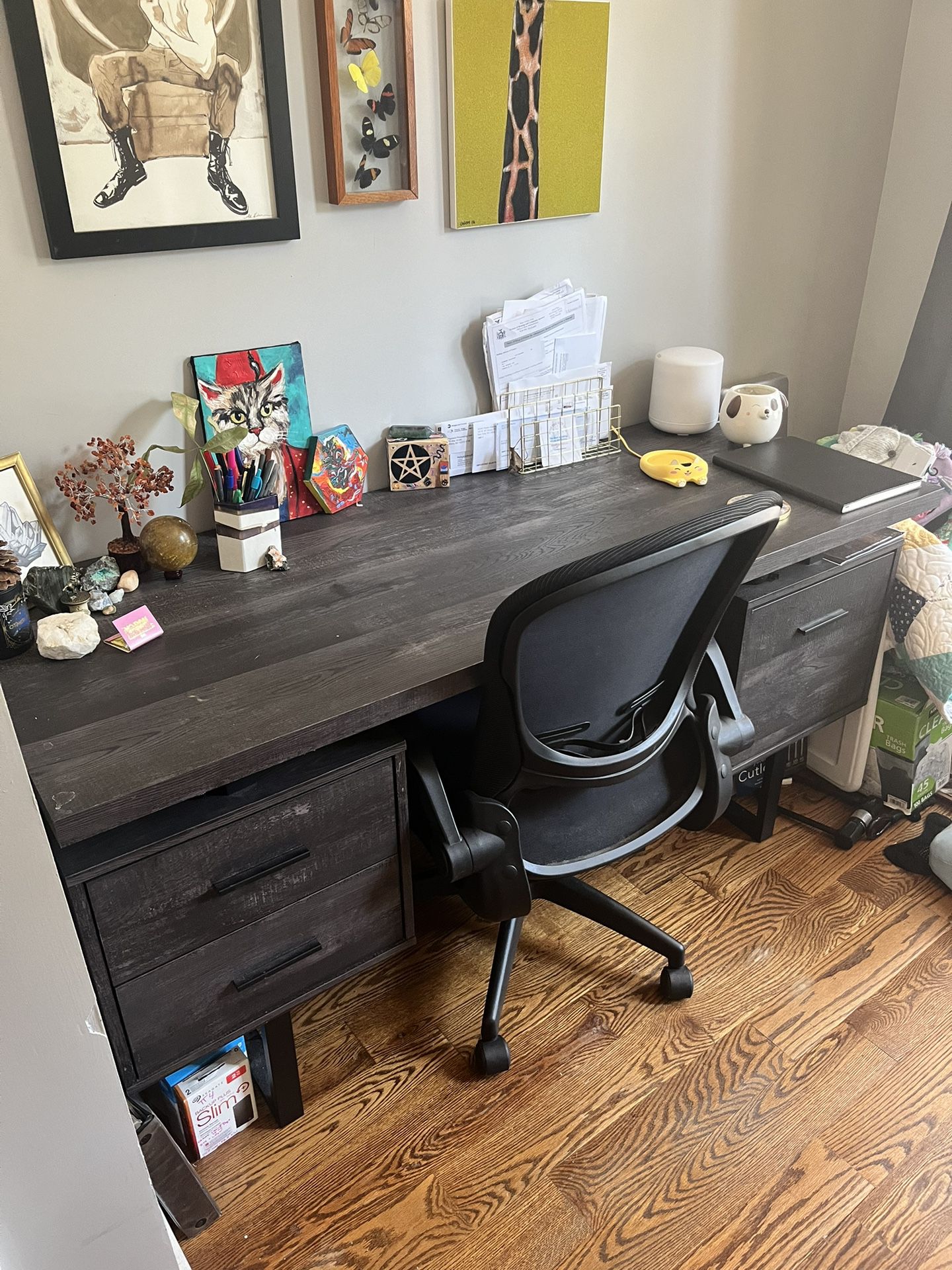 Office Desk & Chair - Like New! 