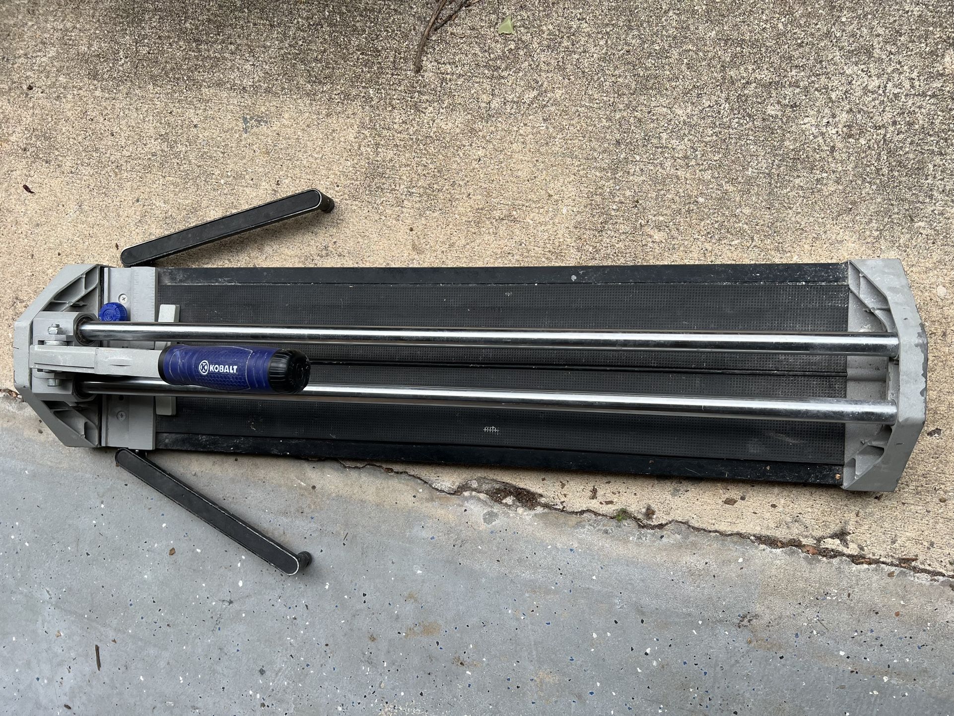 Kobalt 24” Ceramic Snap Tile Cutter