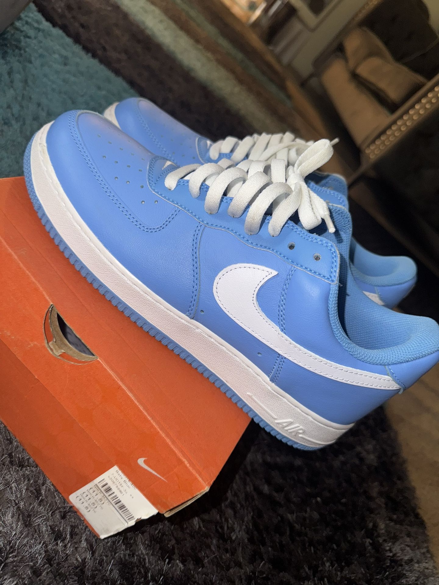 Nike Air Force One Retro Carolina Blue