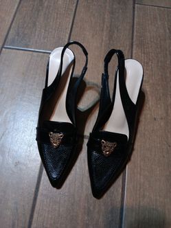 Woman shoes
