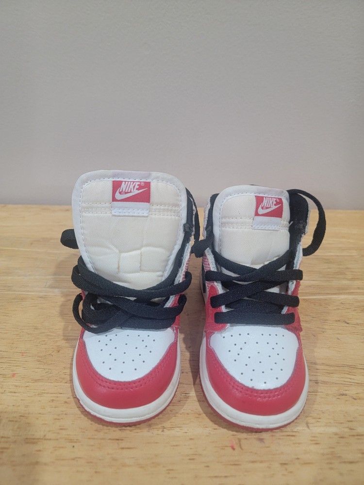 MARVEL X JORDAN 1 RETRO HIGH OG