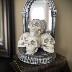 Halloween Decor
