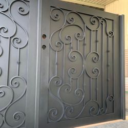 Brand New Custom Steel Double Driveway Gate – 120” x 70” – Matte Black – Full Privacy  