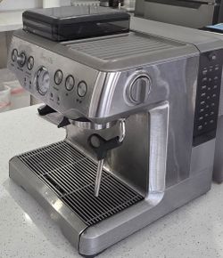 Espresso coffee machine