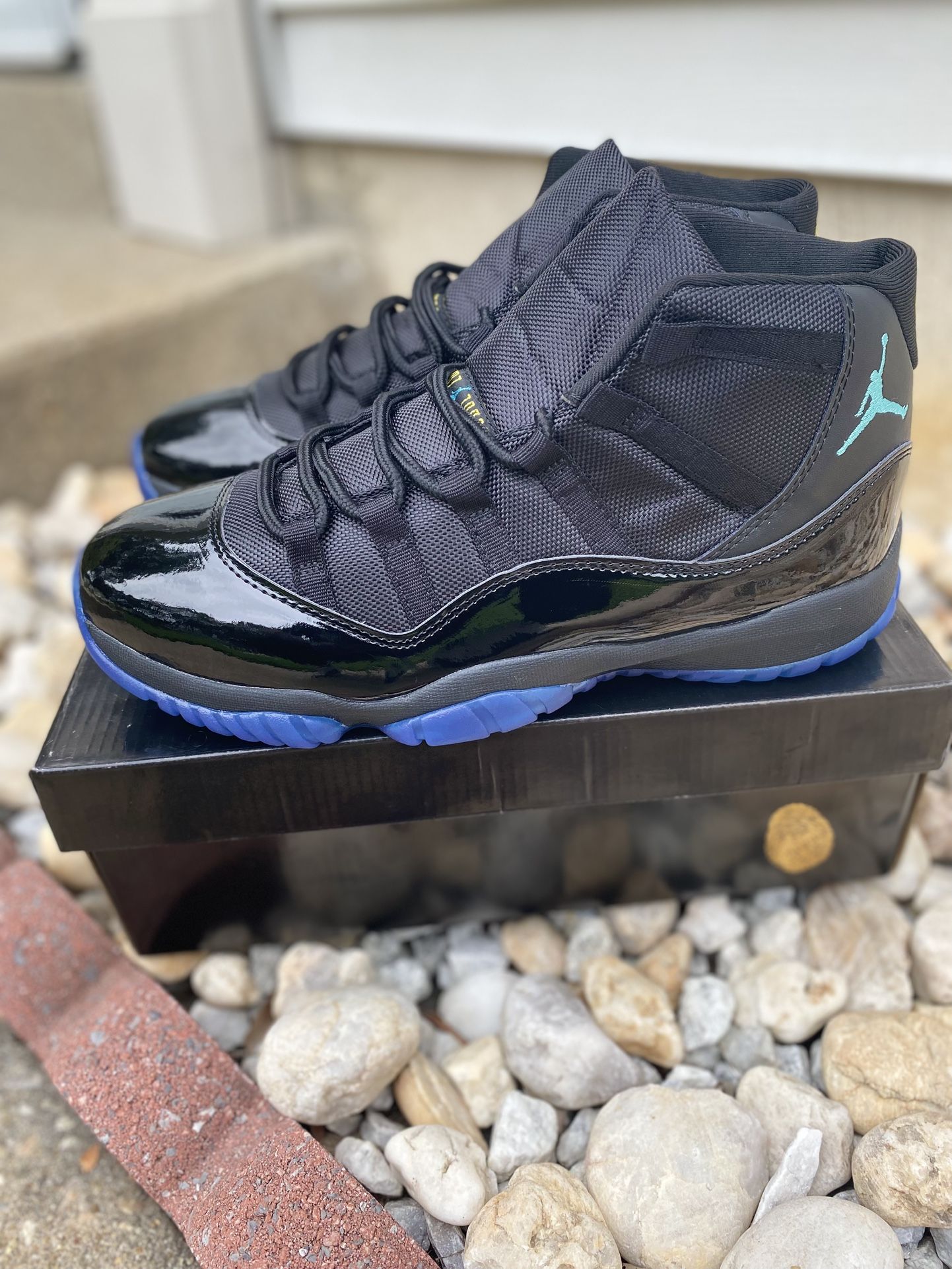 Jordan 11 “Gamma Blue “ Sz: 9.5,10.5,11.5 (brand New, Never Worn)