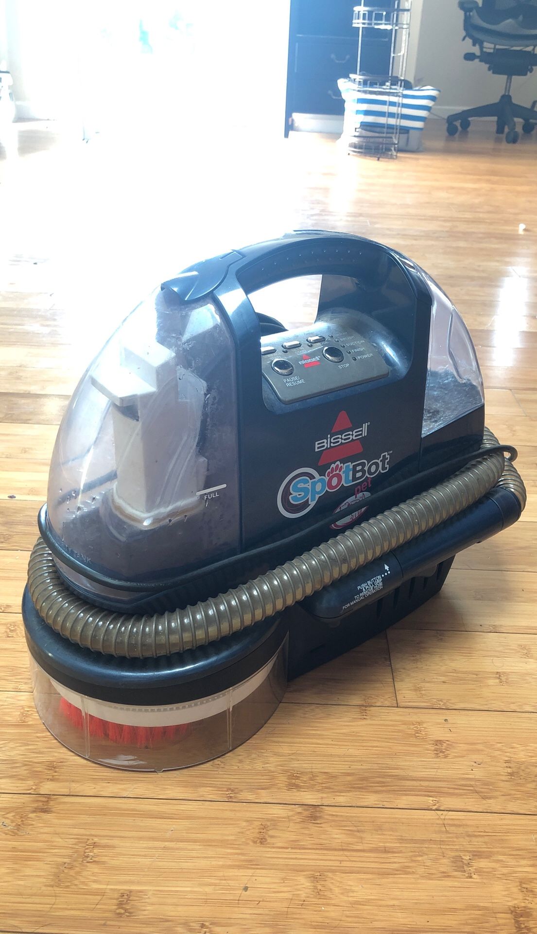Bissell SpotBot pet carpet cleaner for Sale in San Diego, CA OfferUp