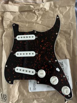 Fender Pick Guard Pots And Pickups For Stratacaster