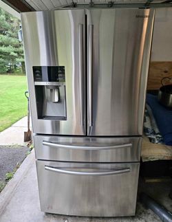 Samsung French Door Stainless Steel Refrigerator