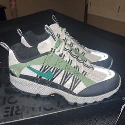 Nike Air Humara Shoes (NEW)